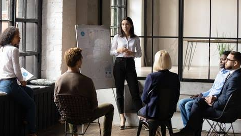 How to Delegate Without Losing Control: A Leader’s Strategic Guide